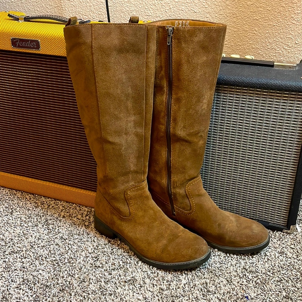 Clark’s brown suede tall brown boots